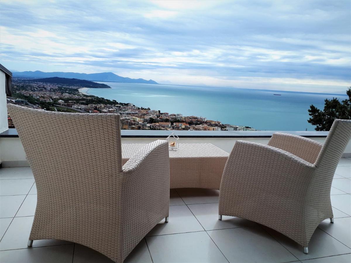 Villa Treglia B&B ฟอร์เมีย ภายนอก รูปภาพ
