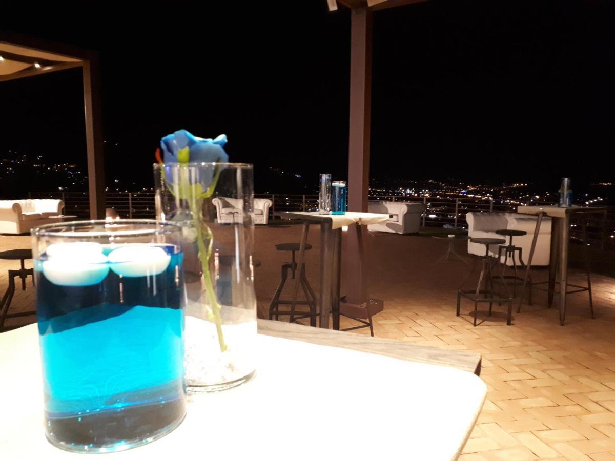 Villa Treglia B&B ฟอร์เมีย ภายนอก รูปภาพ